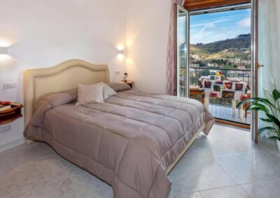 matrimonial room with panoramic balcony